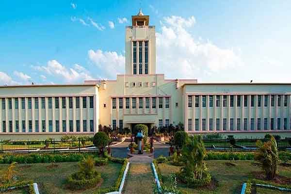 AICTE गाइडलाइन के ऊपर बीआइटी मेसरा! स्टूडेंट्स को फीस जमा करने का नोटिस किया जारी