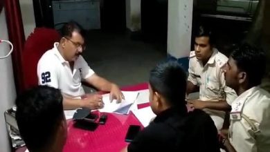 Photo of ऑनर किलिंग : लव मैरिज से नाराज पिता ने गला रेतकर कर दी बेटी की हत्या