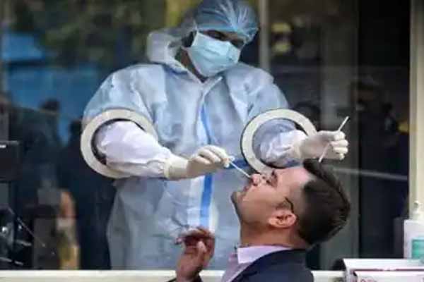 IMA ने कहा- तीसरी लहर करीब, जाने माने साइंटिस्ट बोले- 4 जुलाई को आ चुकी