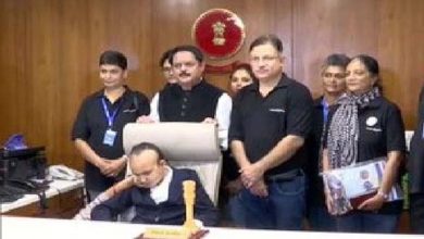 Photo of IAS बनने का देखा था सपना, एक दिन के लिए कलेक्टर बनायी गयी ब्रेन ट्यूमर से पीड़ित बच्ची
