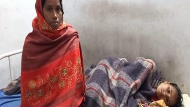 Photo of इंटर की छात्रा को परीक्षा भवन में हुई प्रसव पीड़ा, बच्चे को दिया जन्म