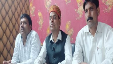 Photo of पलामू : पांकी विधायक ने जिस सड़क पर विधानसभा में उठाए सवाल, उसके संवेदक ने अब लगाया कमीशन मांगने का आरोप