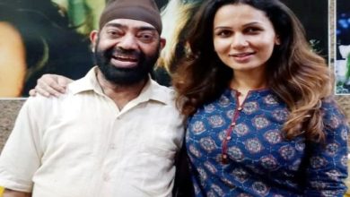 Photo of Bollywood: जानिए बॉलीवुड से आयी किस सुंदरी ने पप्पू सरदार से कहा – तुम्हें तो मुंबई में होना चाहिए
