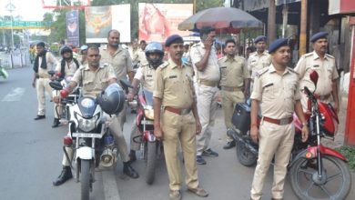 Photo of धनबाद : जुमे की नमाज के पहले पुलिस अलर्ट, किया गया फ्लैग मार्च