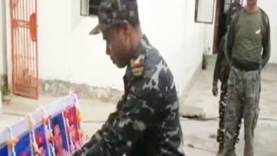 Photo of SARAIKELA : तिरुलडीह में शहीद पुलिस के जवानों को किया गया याद, दी गयी श्रद्धांजलि