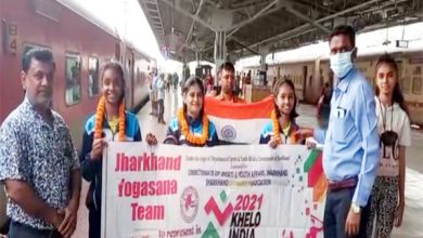 Photo of हरियाणा में आयोजित खेलो इंडिया यूथ गेम्स में भाग लेने के लिए झारखंड की दो छात्राएं हुईं रवाना