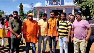 Photo of गिरिडीह : 12 ज्योतिर्लिंग के दर्शन करने पैदल निकला सरिया का 23 वर्षीय विराट