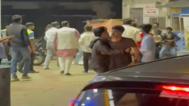 Photo of Jamshedpur : युवकों के बीच विवाद के बाद मारपीट-पथराव, पेट्रोल पंप कर्मी पर भी हमला